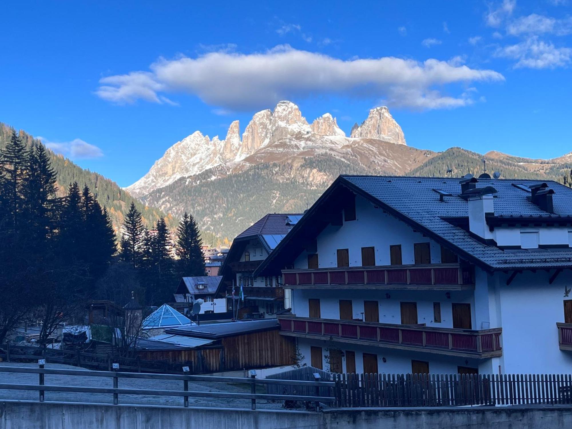 Sellaronda - Ciampac Experience Apartman Alba di Canazei Kültér fotó